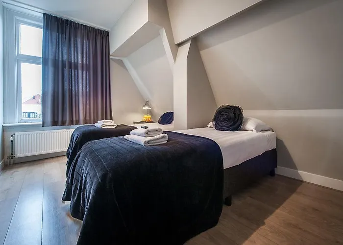 Апартаменты Short Group Rijksmuseum View Serviced