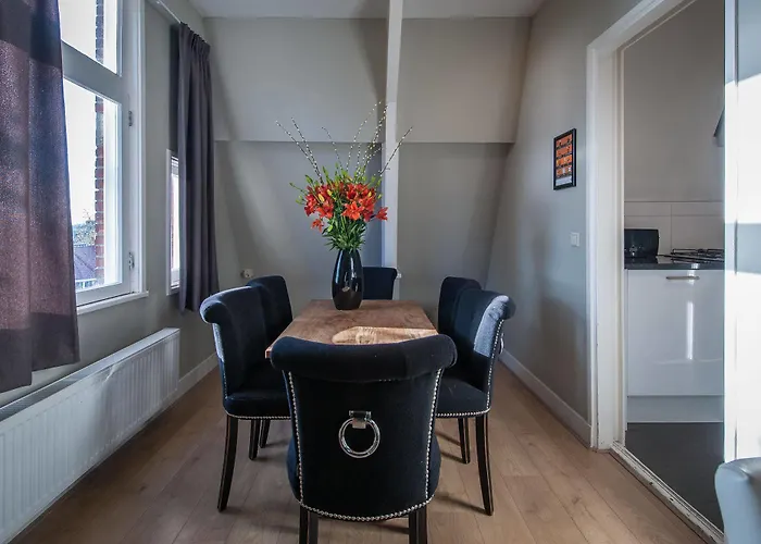 Апартаменты Short Group Rijksmuseum View Serviced *