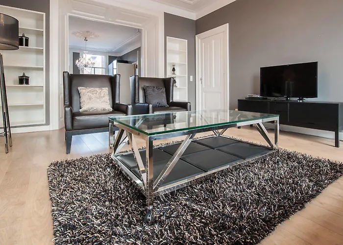 Апартаменты Short Group Rijksmuseum View Serviced *