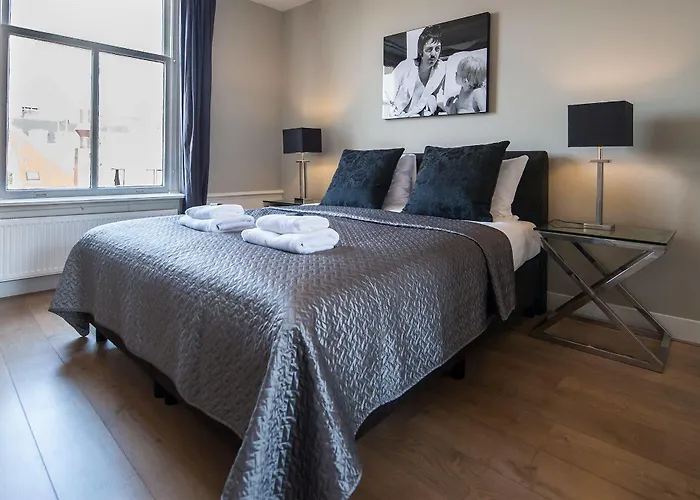 Апартаменты Short Group Rijksmuseum View Serviced *