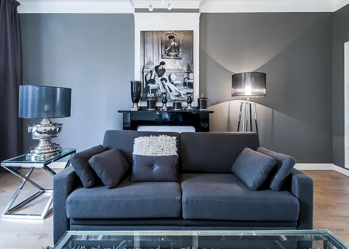 Short Group Rijksmuseum View Serviced Апартаменты